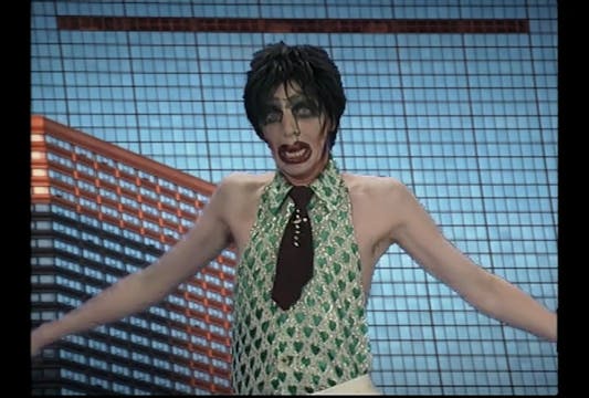 Divine David on Aliens 105