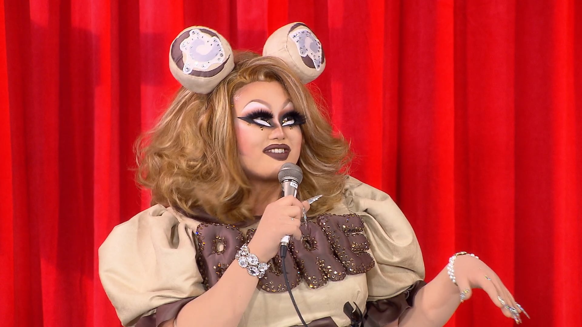 Make Up Girls:  RuPaul's DragCon 2017