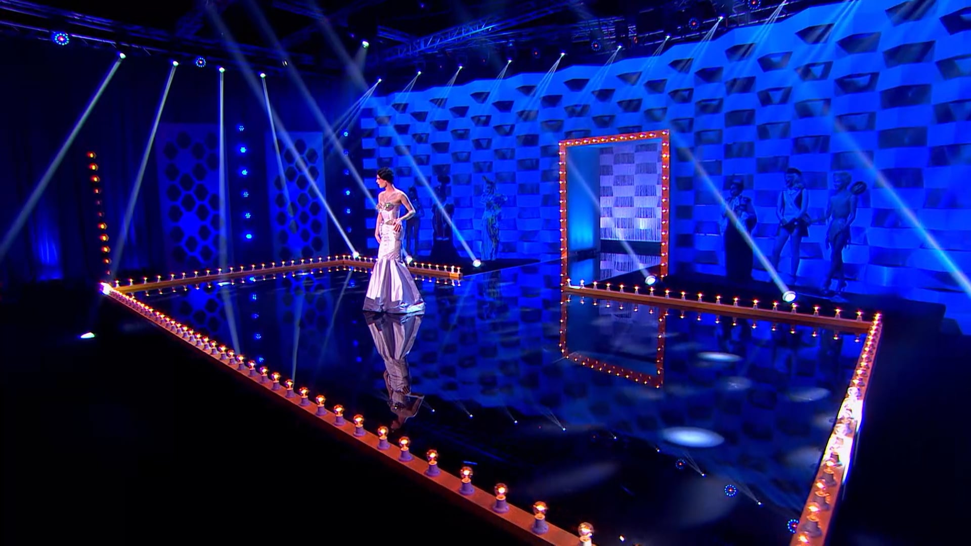 Ojete Calor – Mocatriz | Dovima Nurmi & Inti | DR España S1E3