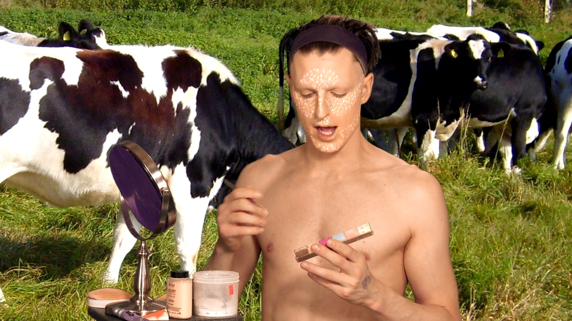 Your Tone Seems Very Pointillism Right Now