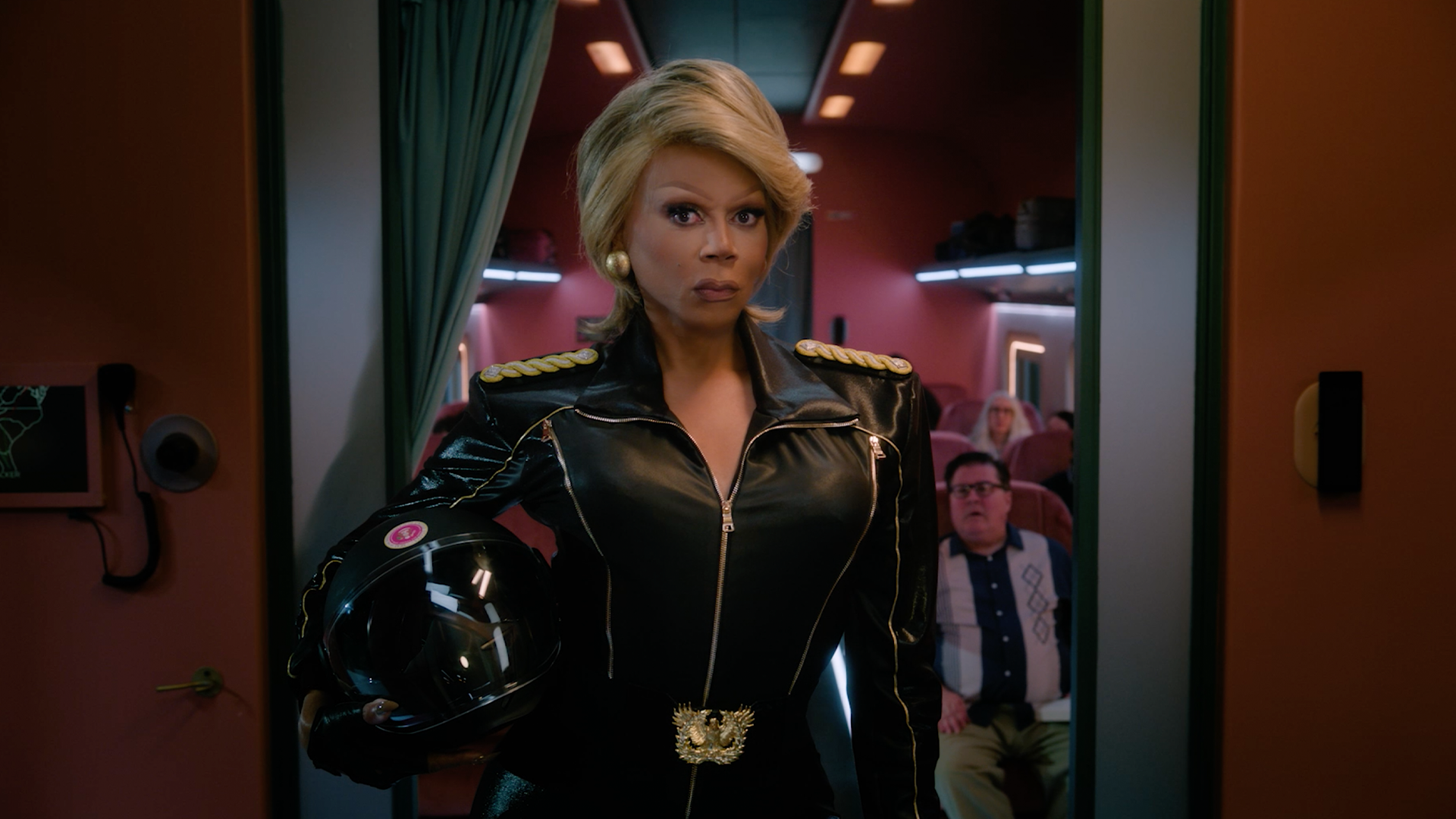 Stop! That! Train! - RuPaul Featurette