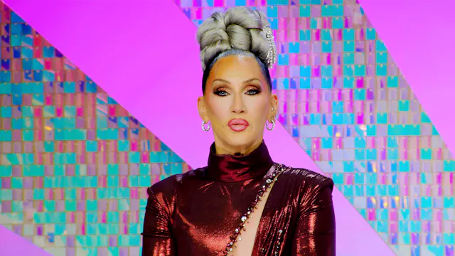 Drag Race Down Under vs The World | S...