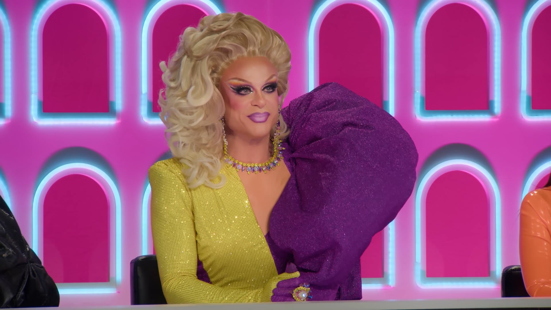 M¥SS KETA –  Pazzeska | Adriana Picasso & La Prada | DR Italia S3E1