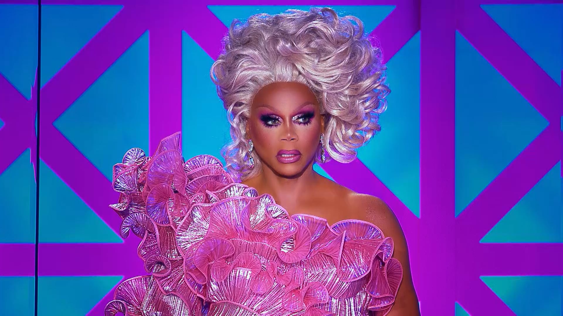 Jessie J – Domino | Baga Chipz & Mo Heart  | UK v World S1E6