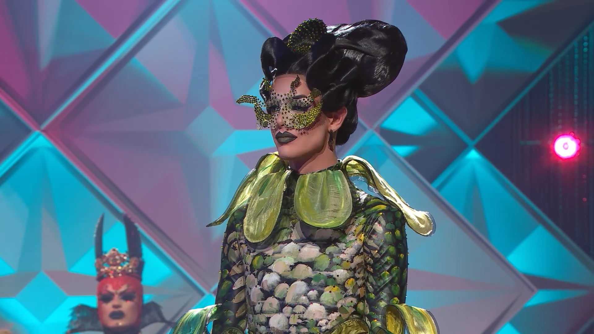 B4-4 – Get Down | Gia Metric & Kimora Amour | DR Canada S2E7