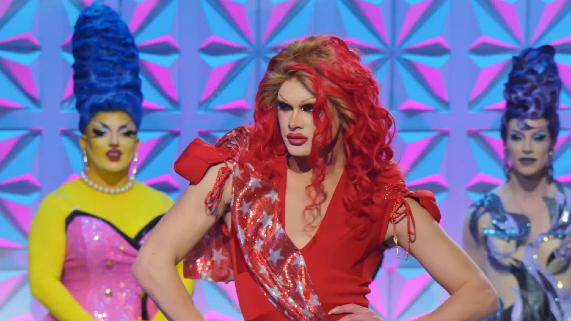 Kim Petras – Future Starts Now | Scarlet Envy & Tia Kofi  | UK v World S2E3