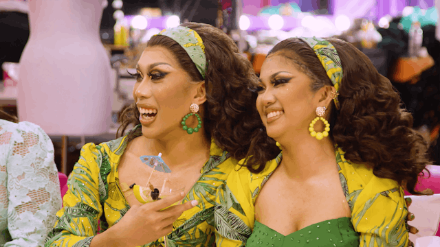Philippines Untucked: Twinning!
