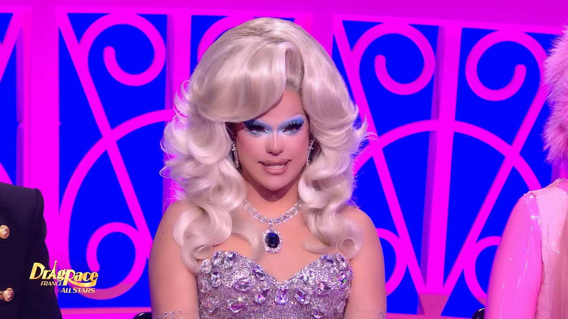 Santa – Recommence-moi | Mami Watta & Misty Phoenix | France All Stars S1E7