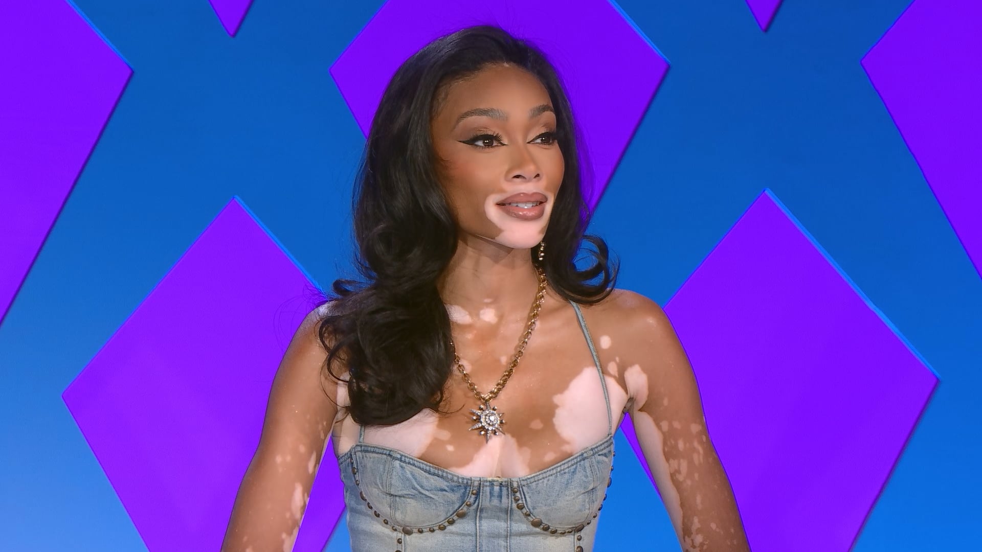 Alannah Myles – Black Velvet | Nearah Nuff & Aurora Matrix | CDR S4E6