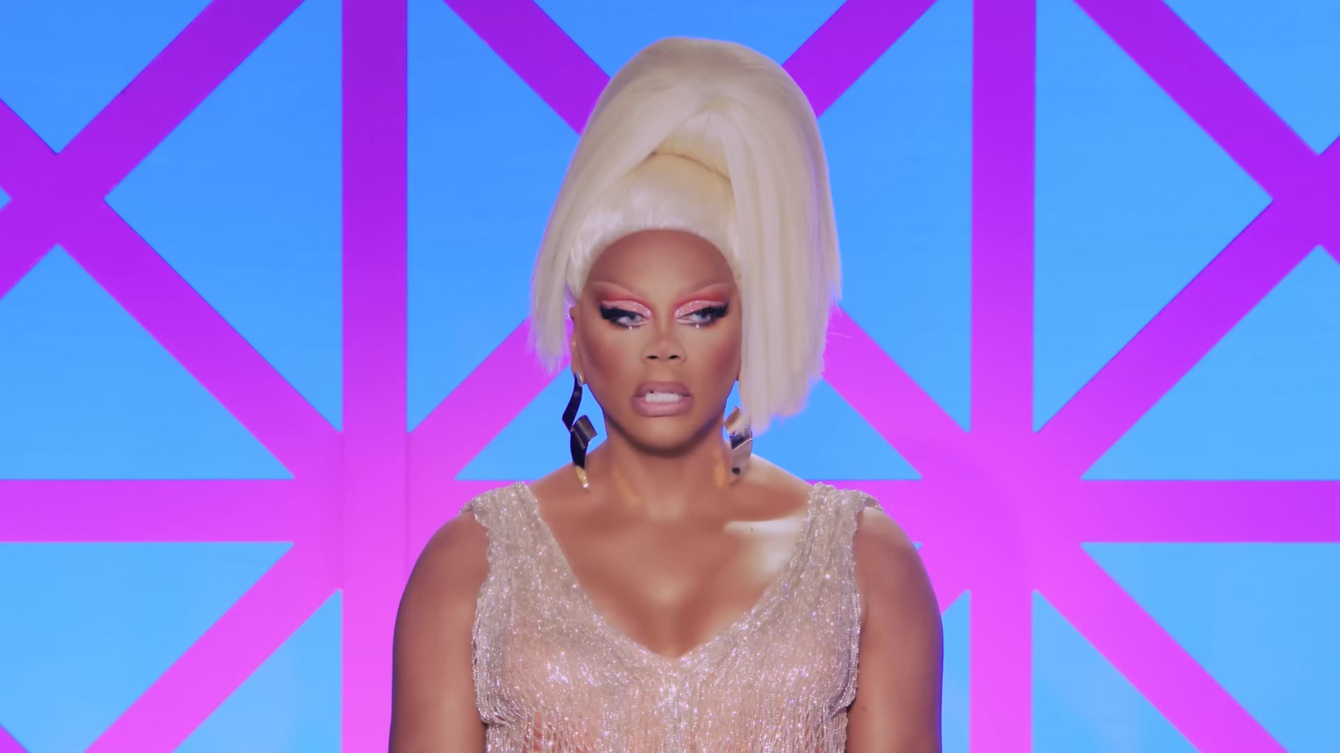 Self Esteem – Fucking Wizardry | Marina Summers & Tia Kofi  | UK v World S2E5