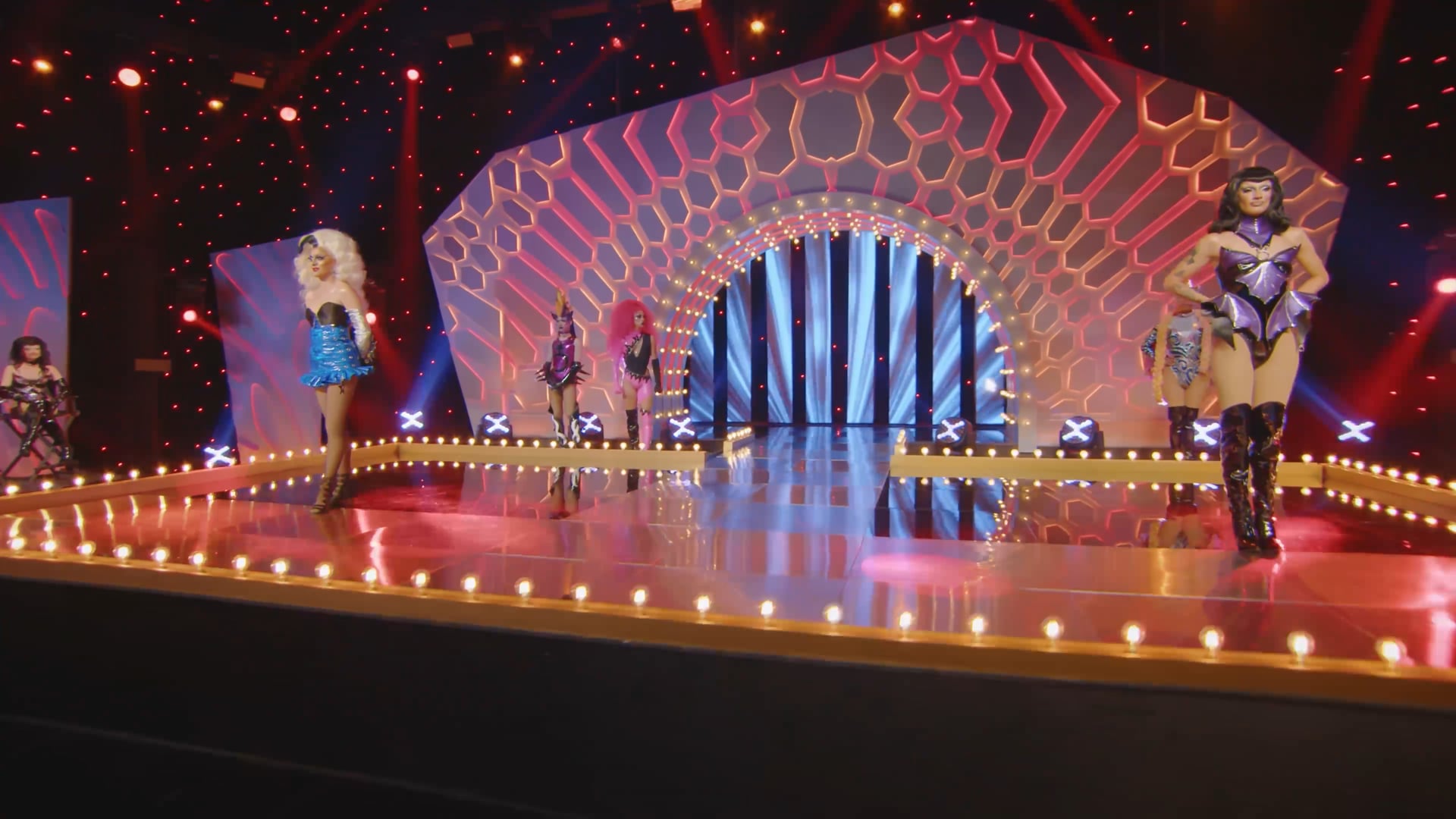 Fey – Azúcar Amargo | Jenary Bloom & Elektra Vandergeld | DR Mexico S2E10