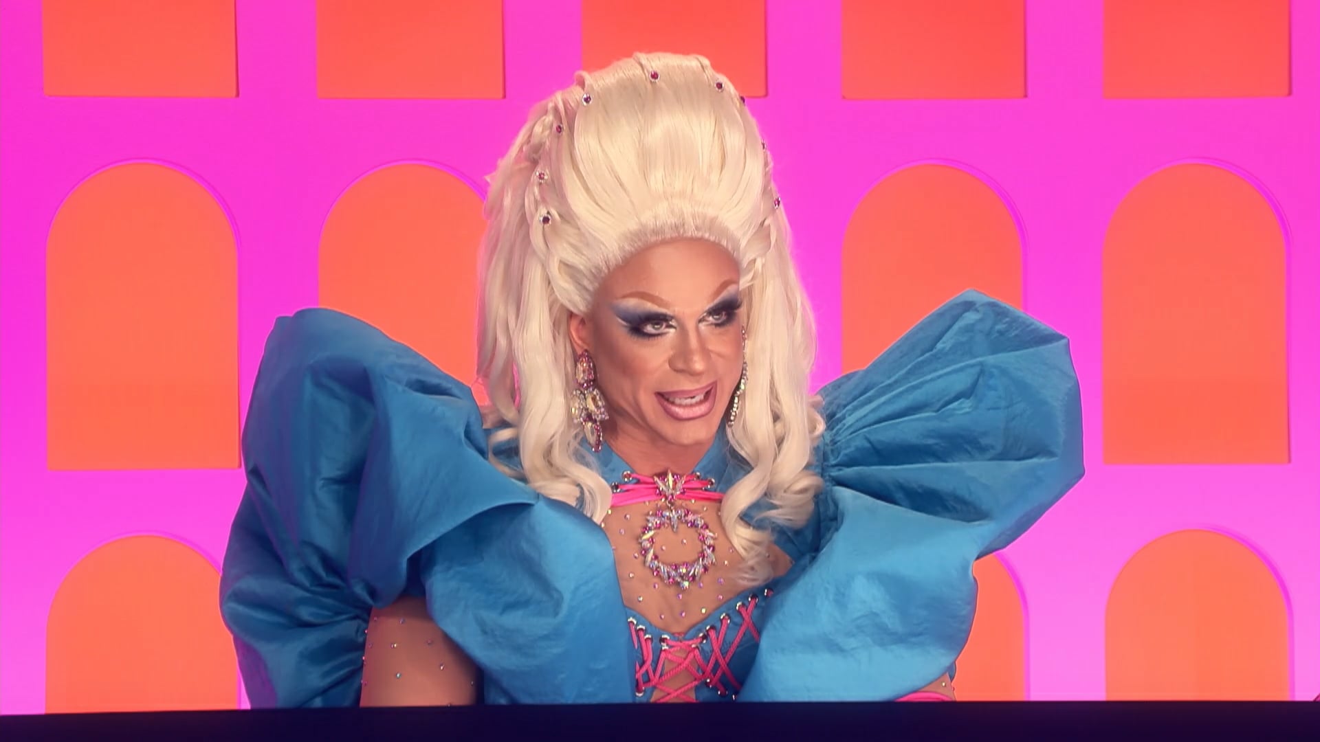 Elettra Lamborghini – Pem Pem | Gioffré & Skandalove | DR Italia S2E6