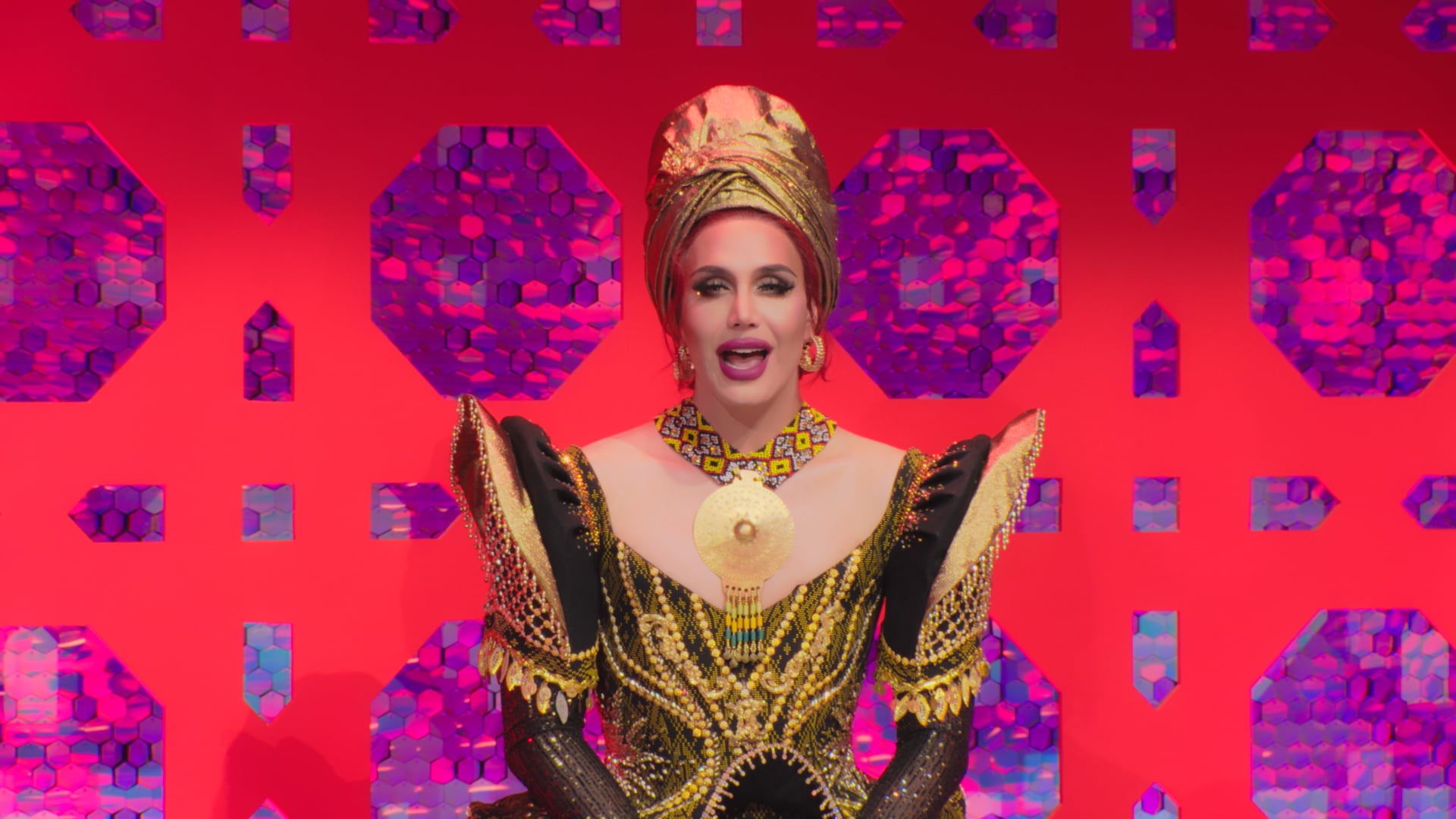 Silvy – Queen | Brigiding, Arizona Brandy & Suki Doll | DRP:SR S1E7