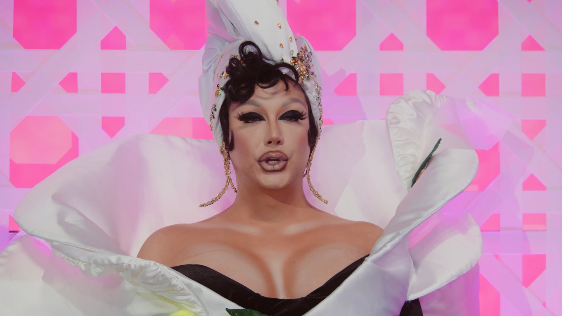 RuPaul – Glamazon | Gigi Era & Xilhouete | DRP S1E3