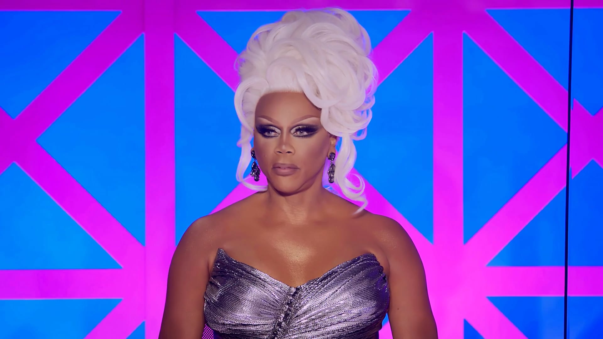 Spice Girls – Stop | Black Peppa & Le Fil | DR UK S4E6