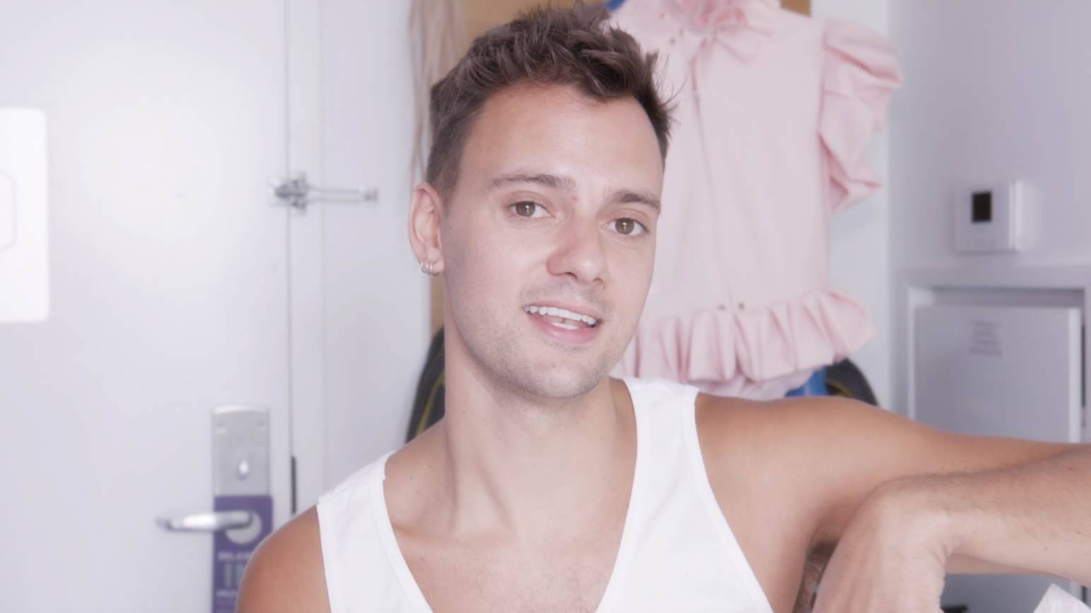 Crystal: Keep Calm and Meet the Queens