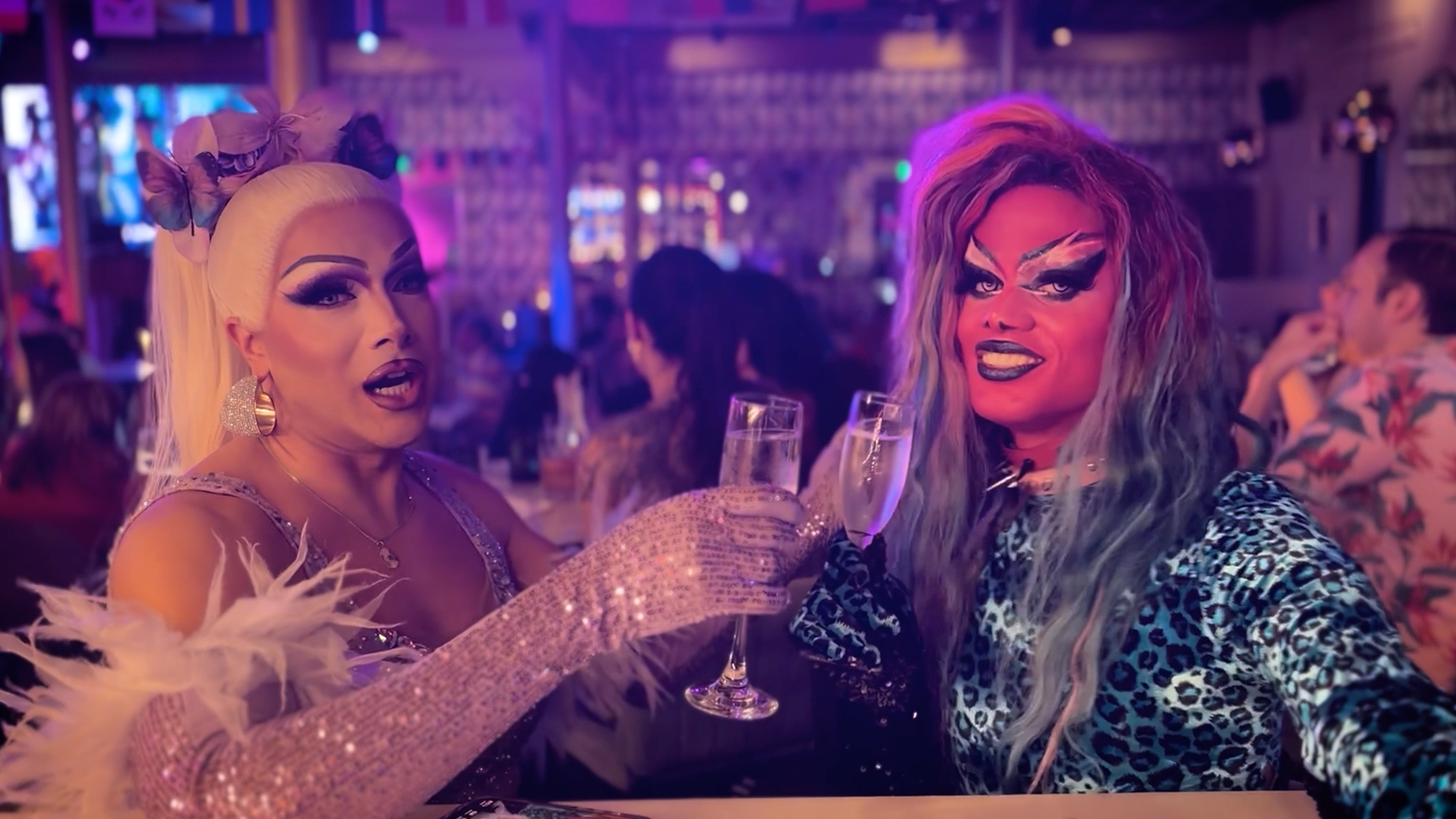 My Untucked Viewing Party - Lucky Starzzz