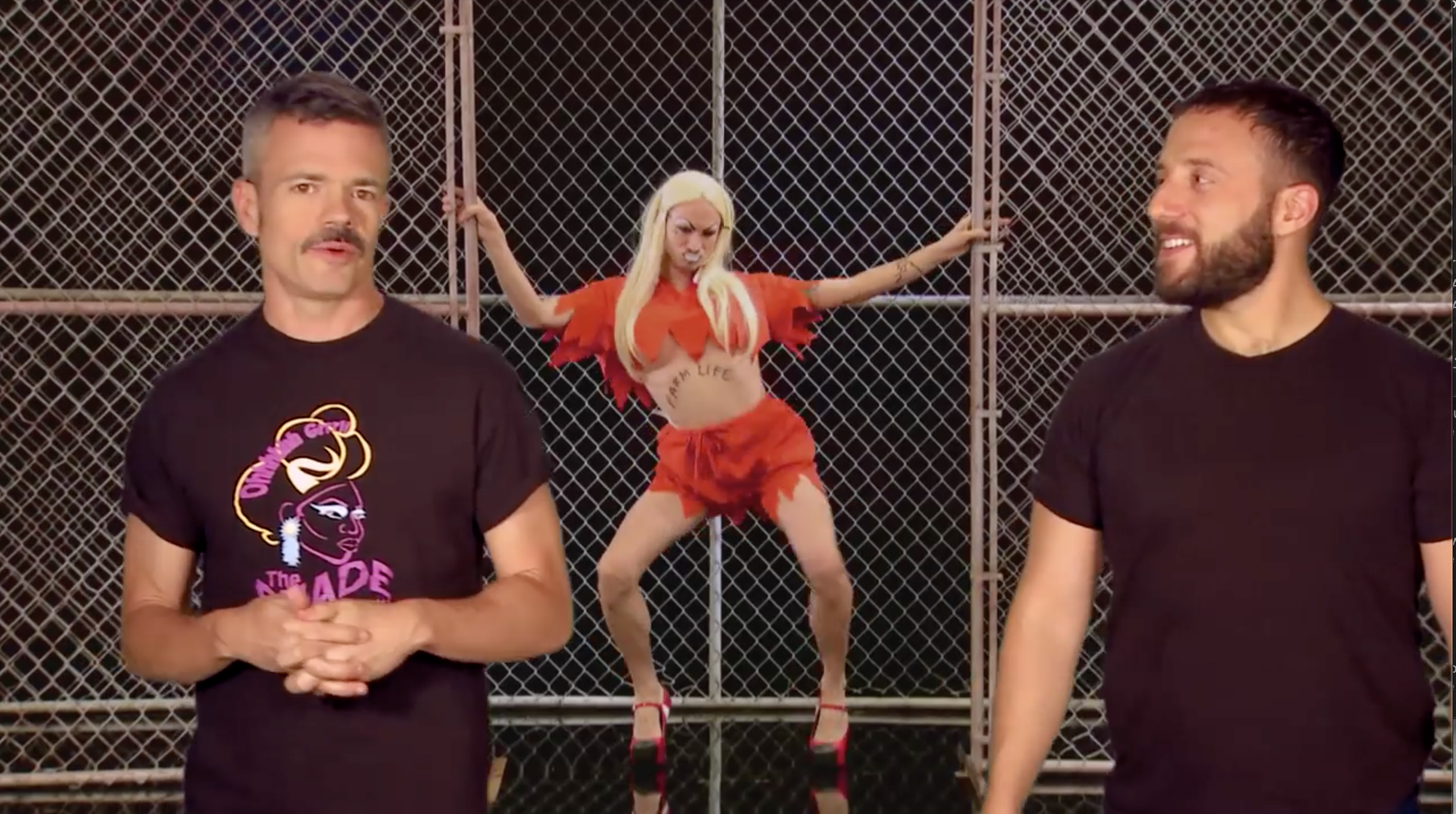 SPOILER ALERT: Conjoined Queens