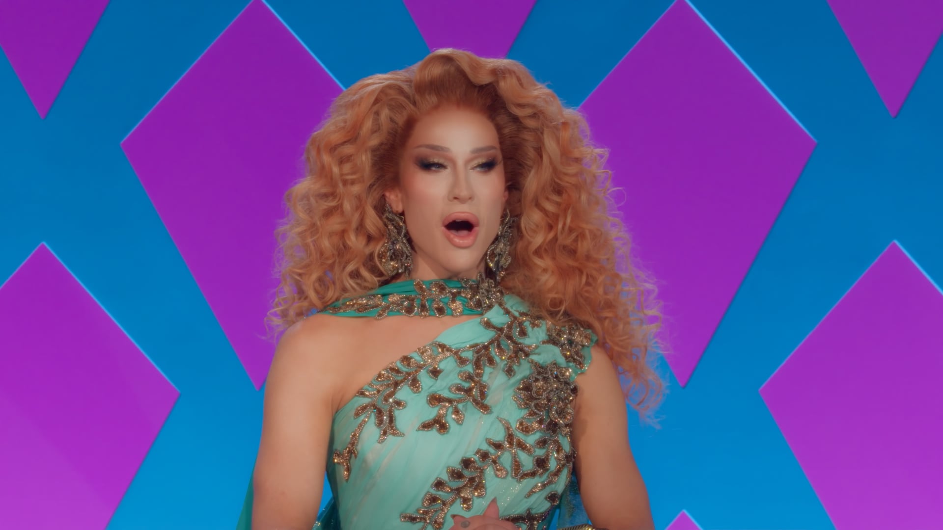 Miami Sound Machine – Conga | Juice Boxx & Tiffany Ann Co | CDRAS S1E3