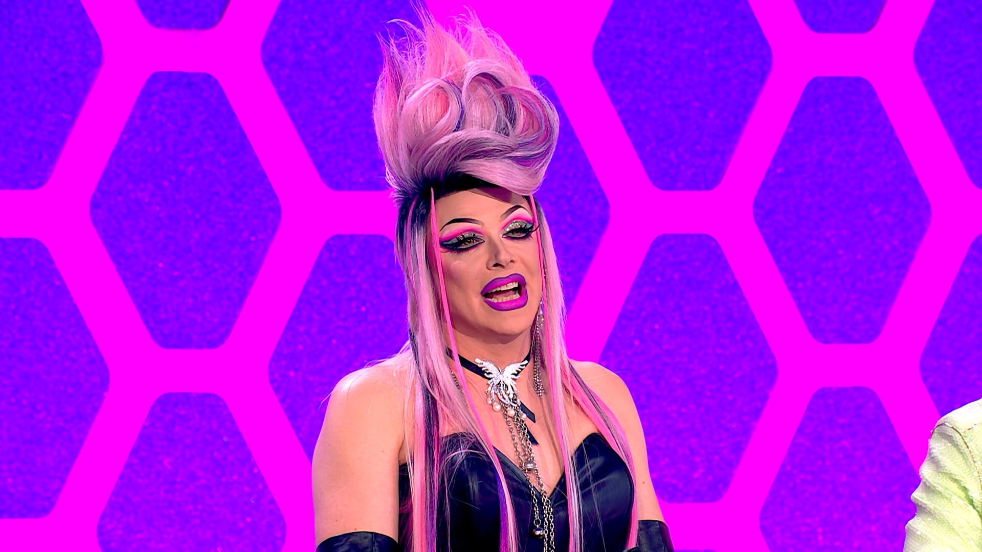 Evanescence – Going Under | La Niña Delantro | DR España S4E11