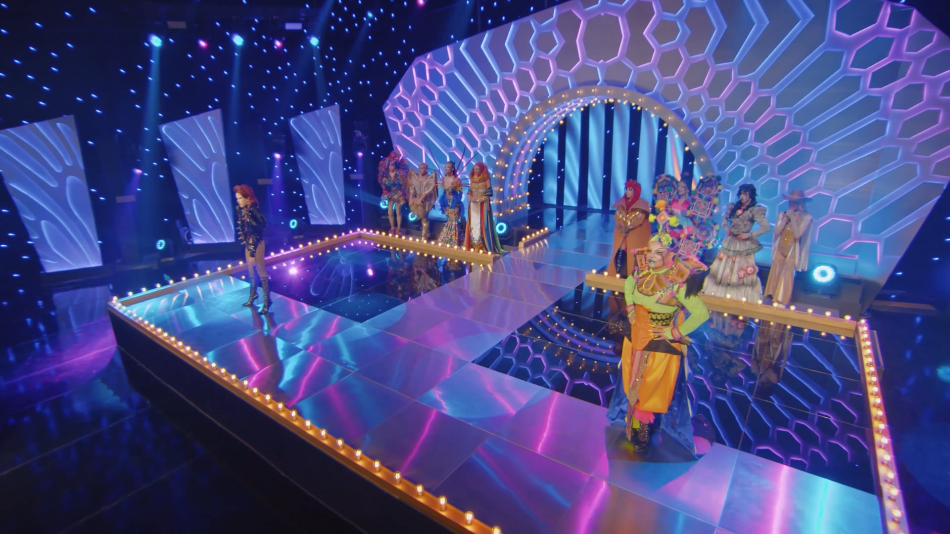 Kabah – La Calle De Las Sirenas | Garçonne & Unique | DR Mexico S2E4