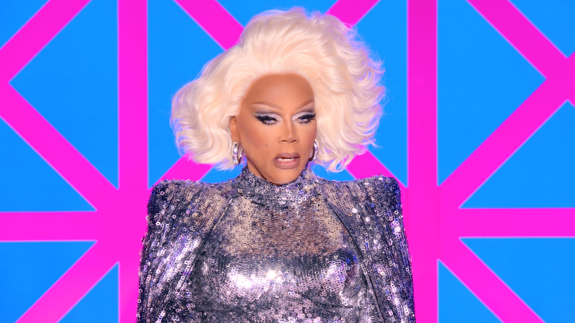 Charli XCX – Von Dutch | Nyongbella & Pasty | DR UK S7E1