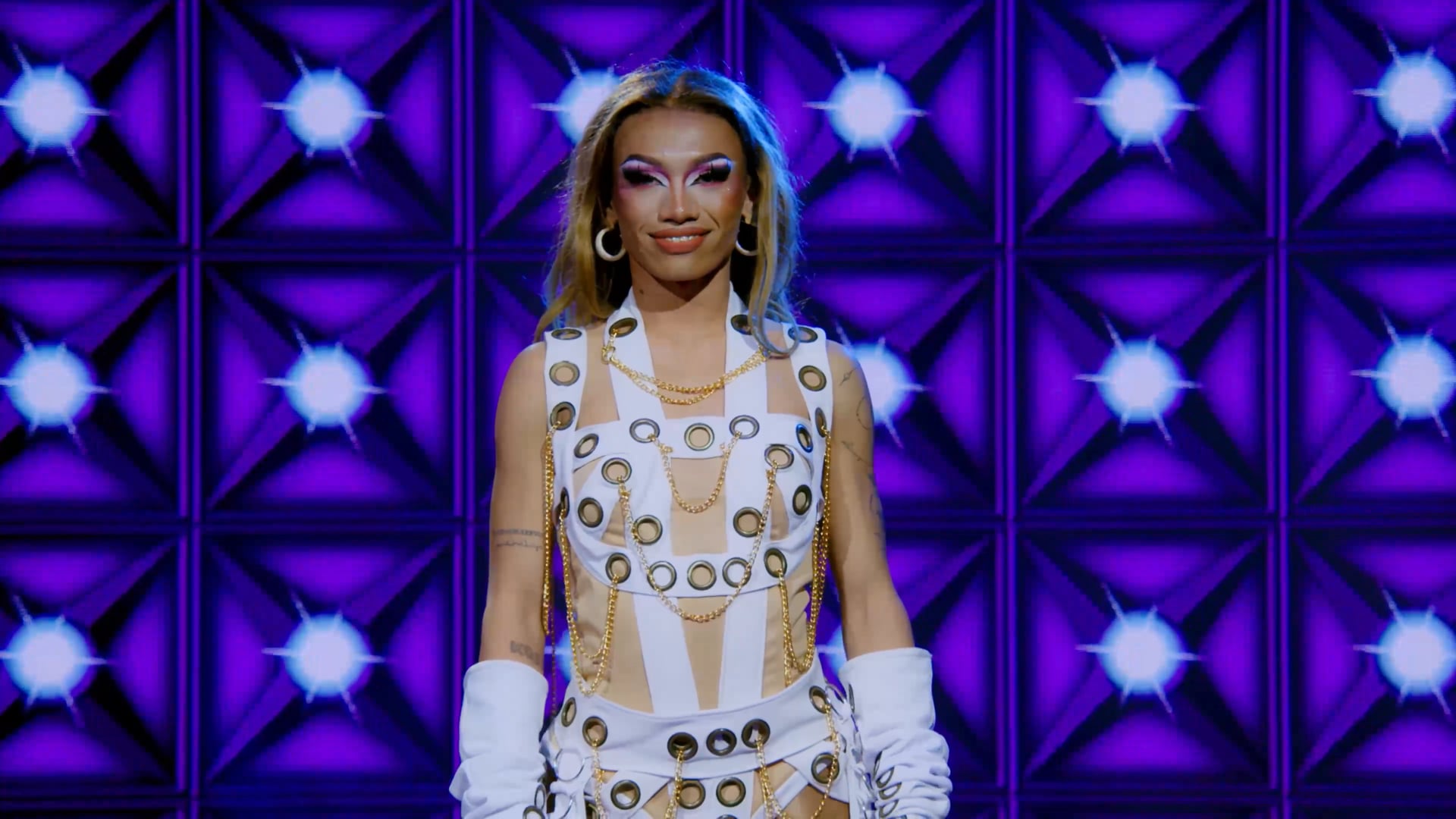 Leah Navarro – Ligaw-Tingin | Myx Chanel & Zymba Ding | DRP S3E8