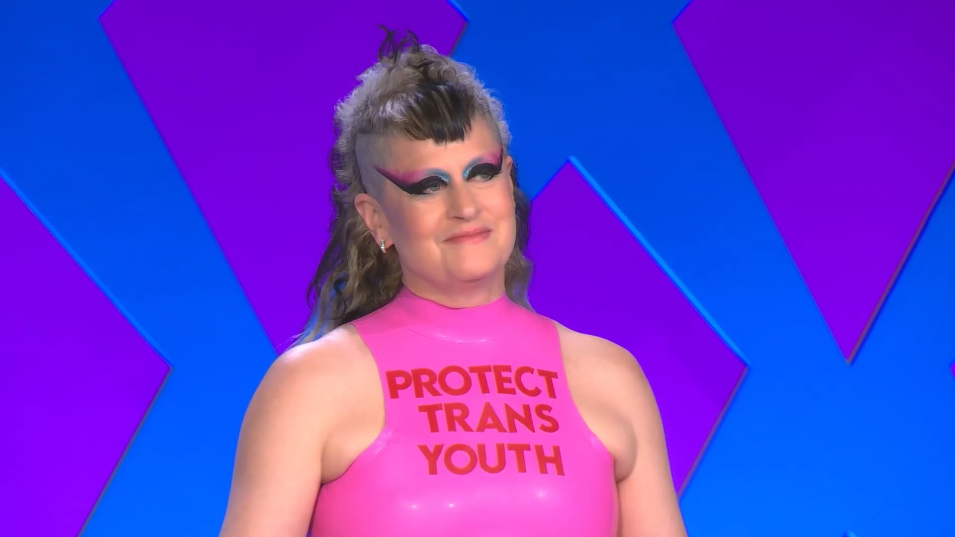 Peaches – Fuck the Pain Away | Tara Nova & Tiffany Ann Co. | DR Canada S5E2