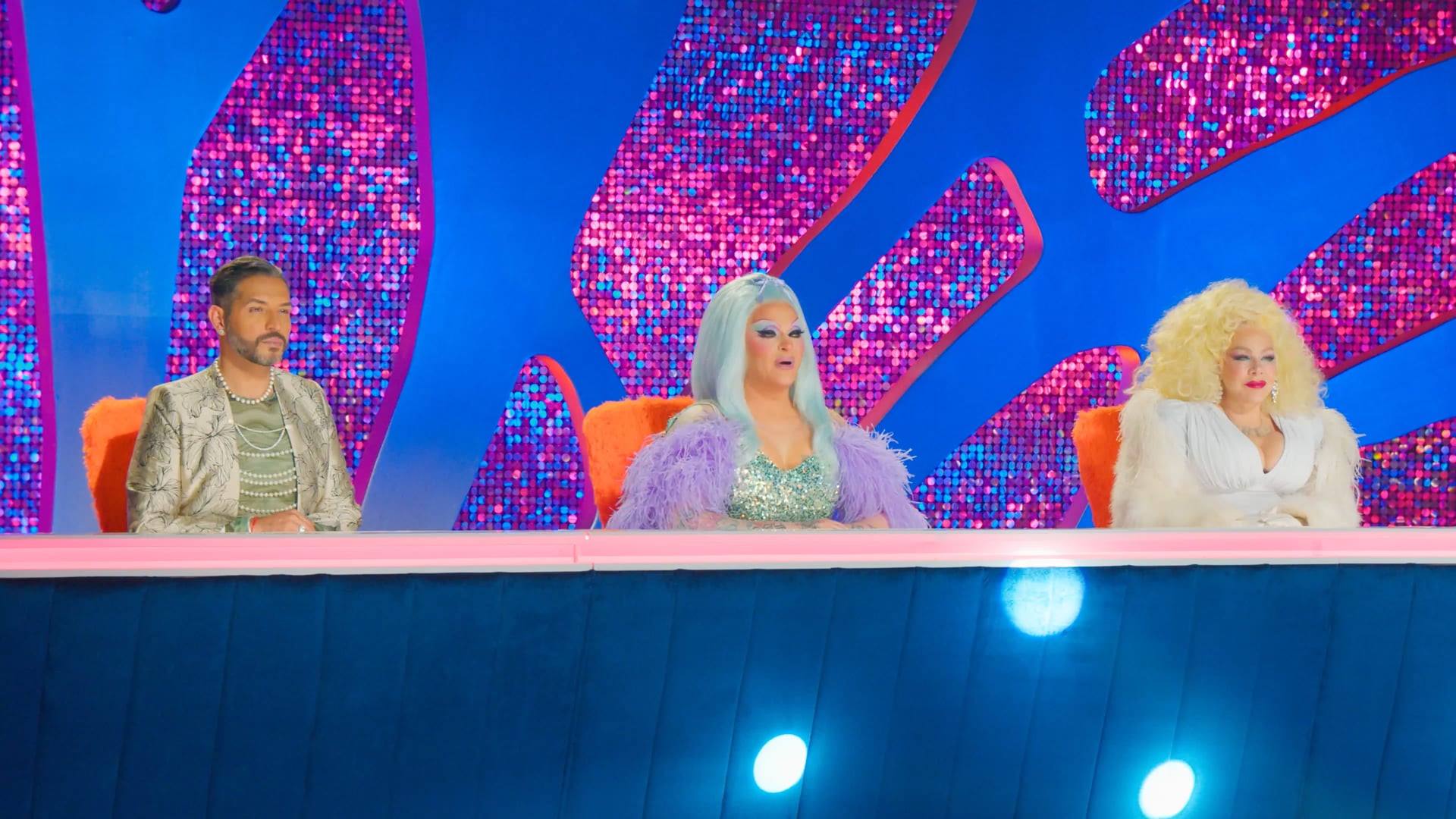 Dua Lipa - Break My Heart | Antonina Nutshell & Vanity Vain | DR Germany S1E2