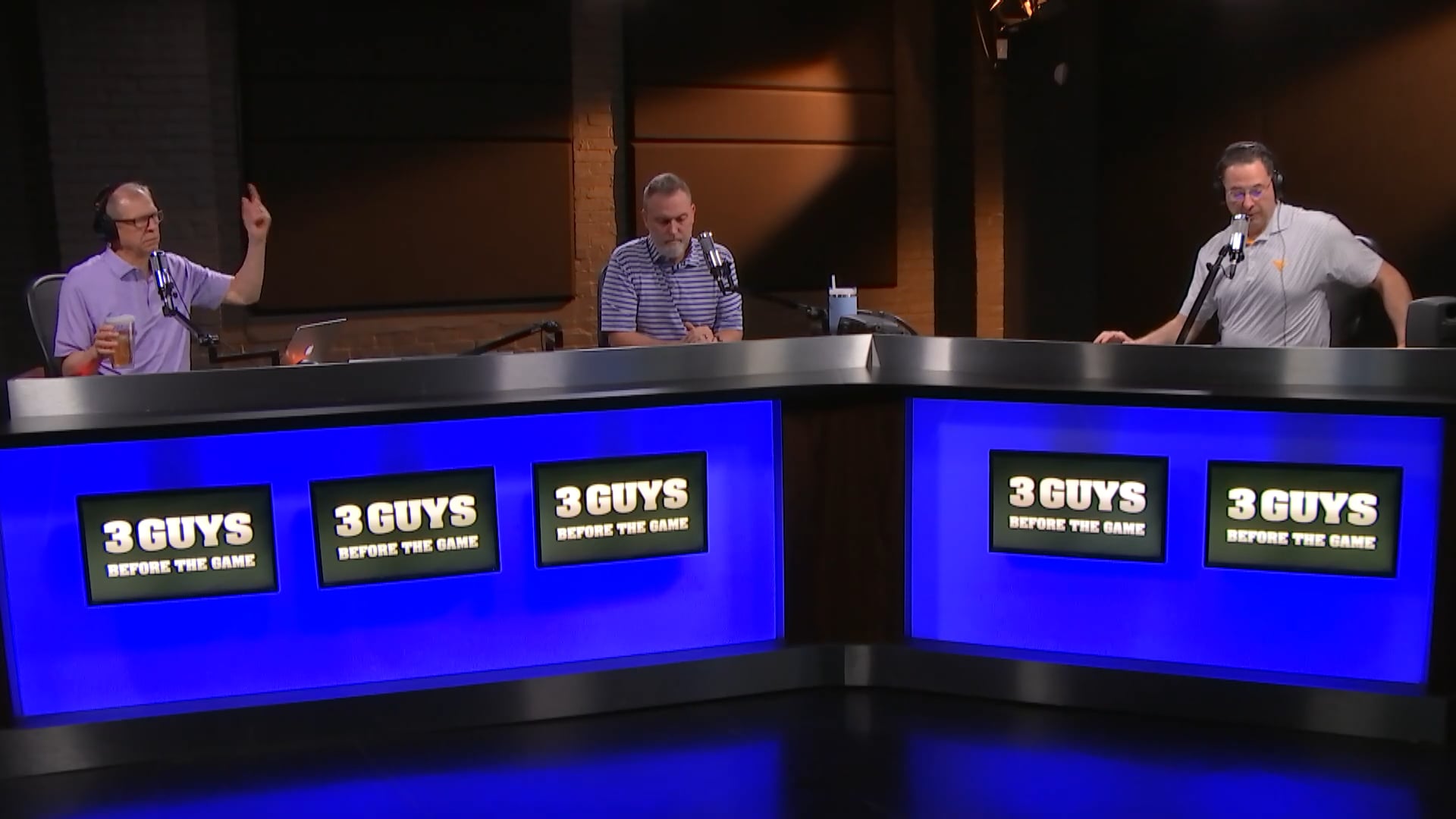 Episode 625: Emergency Podcast - DeVries Departs