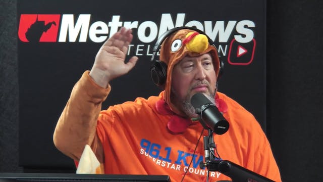 Dave talks with Robb Reel