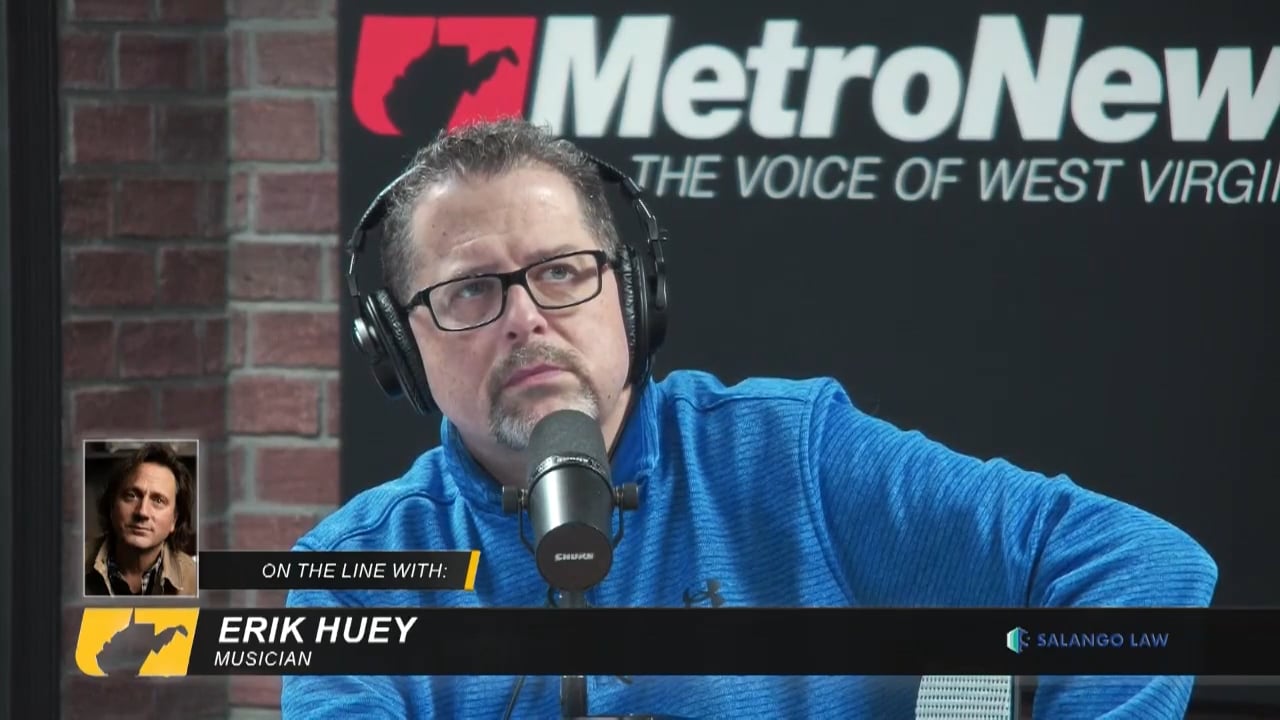 Dave talks with musician Erik V Huey about his new LP and Tour