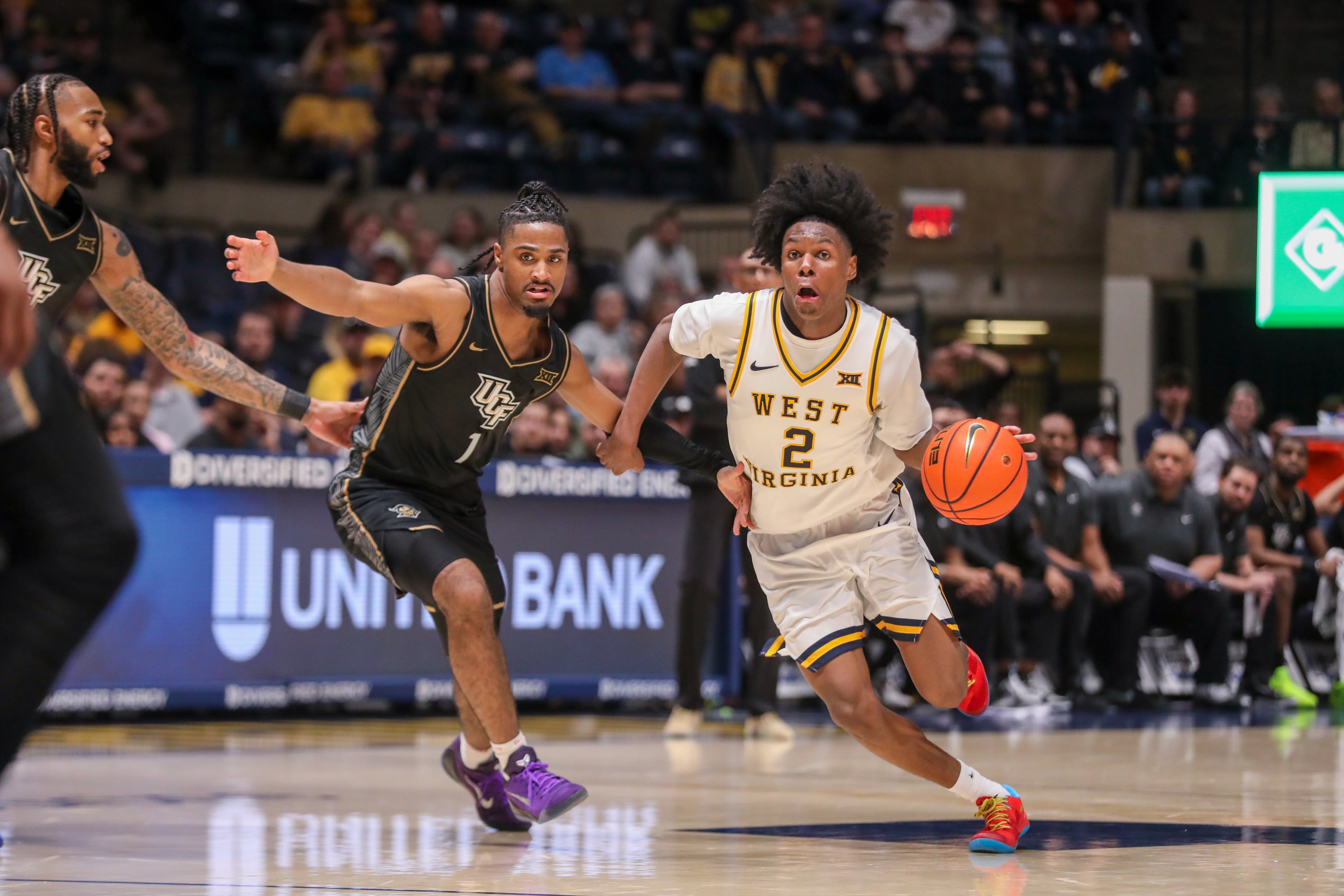 Mountaineers sweep regular season series with UCF, 77-62
