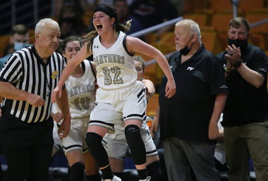 A Chip (Girls 2021): Cameron vs. Tug ...
