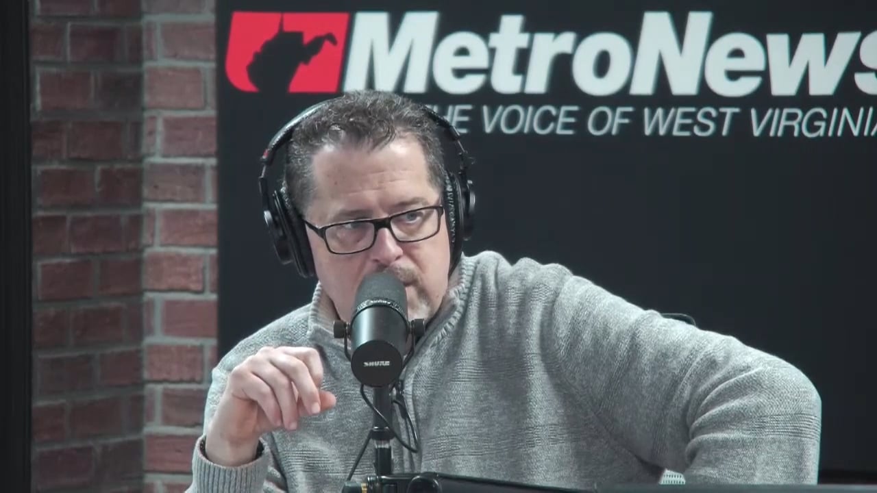 Dave talks with Kermit Mayor Charles Spoarks for Mayor Monday