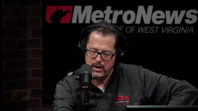 Dave Amelia Kniseley 42126