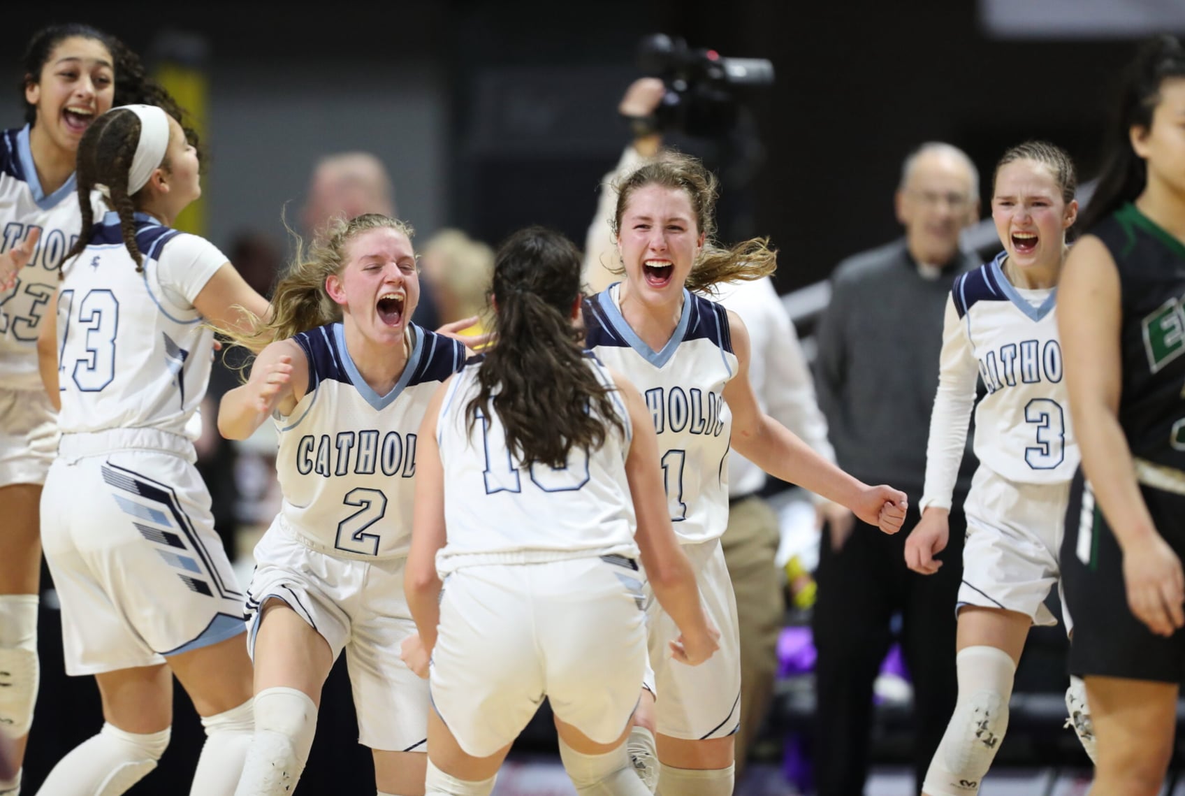 AA Chip (Girls 2022): Parkersburg Catholic vs. Wyoming East