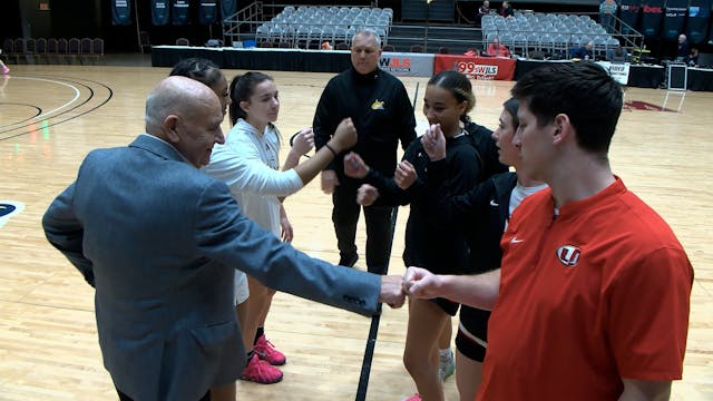 Fox nets 33 as University holds off H...