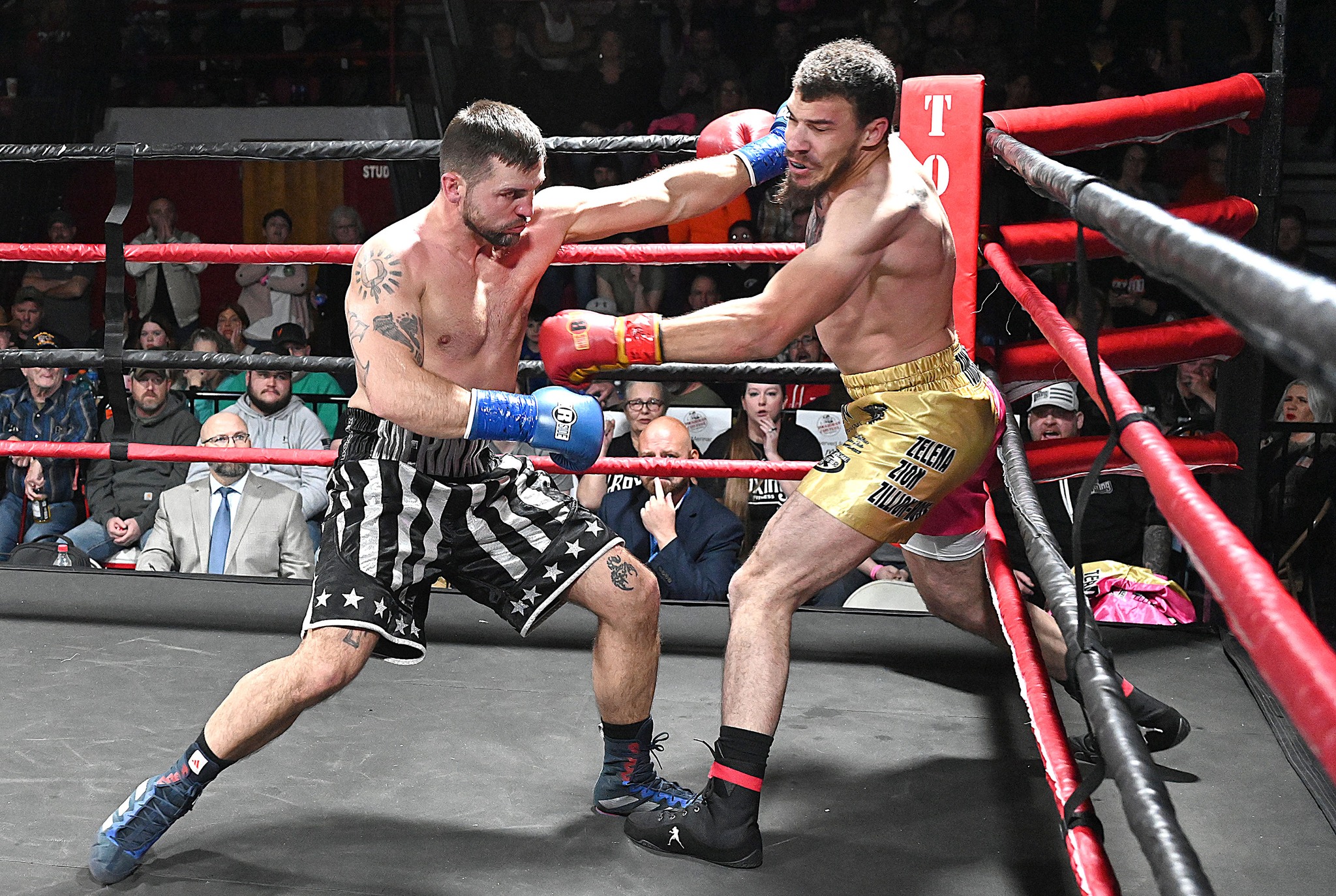 Featured Fights: Tomlinson vs Merinar