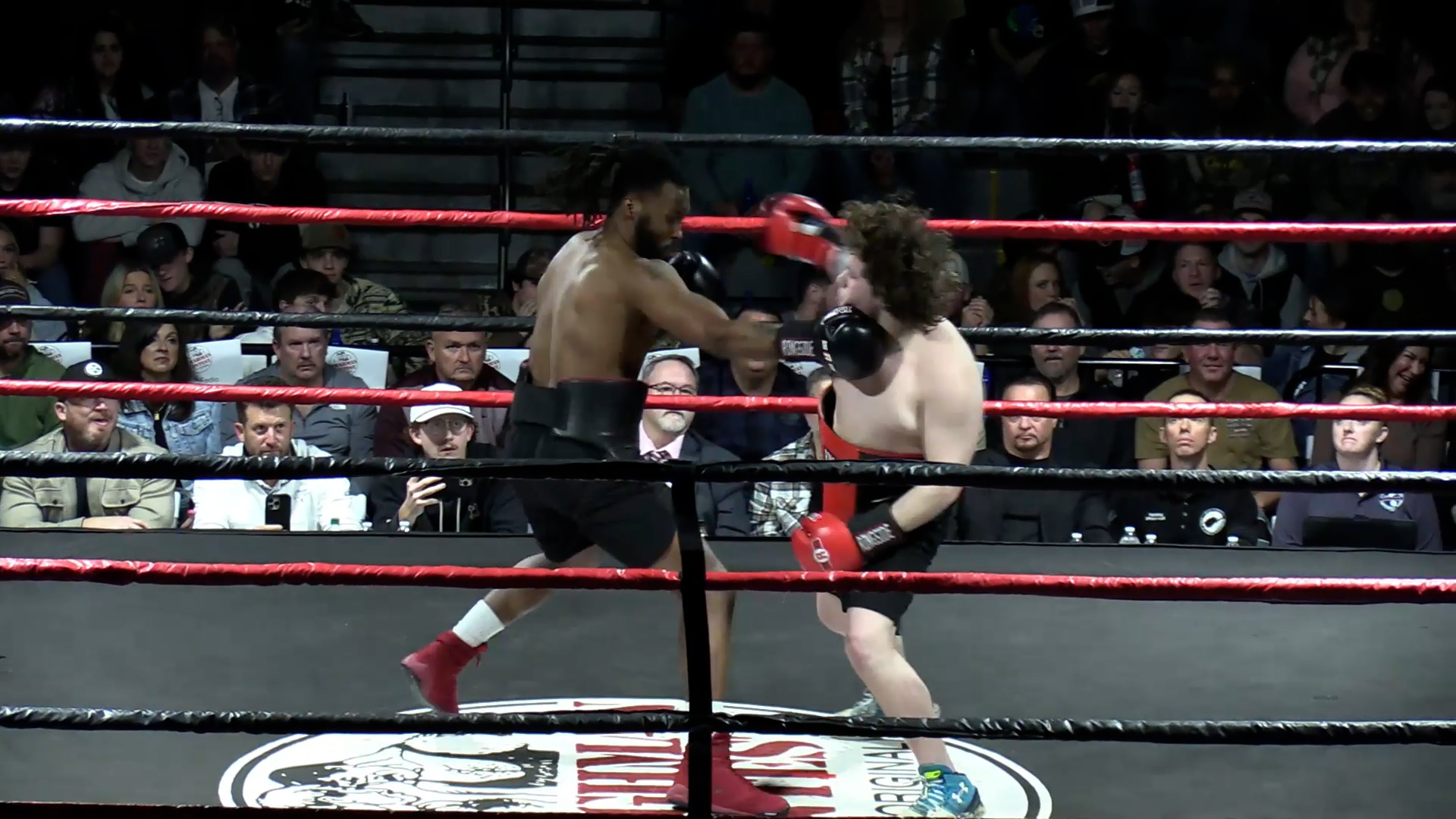 Featured Fight: Taylor vs. Sharpe