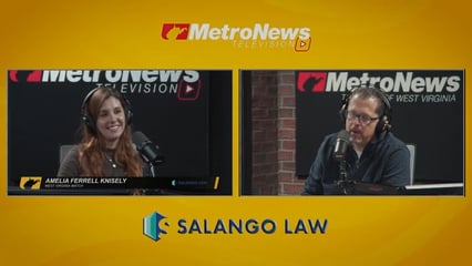 Dave talks with Amelia Knisely