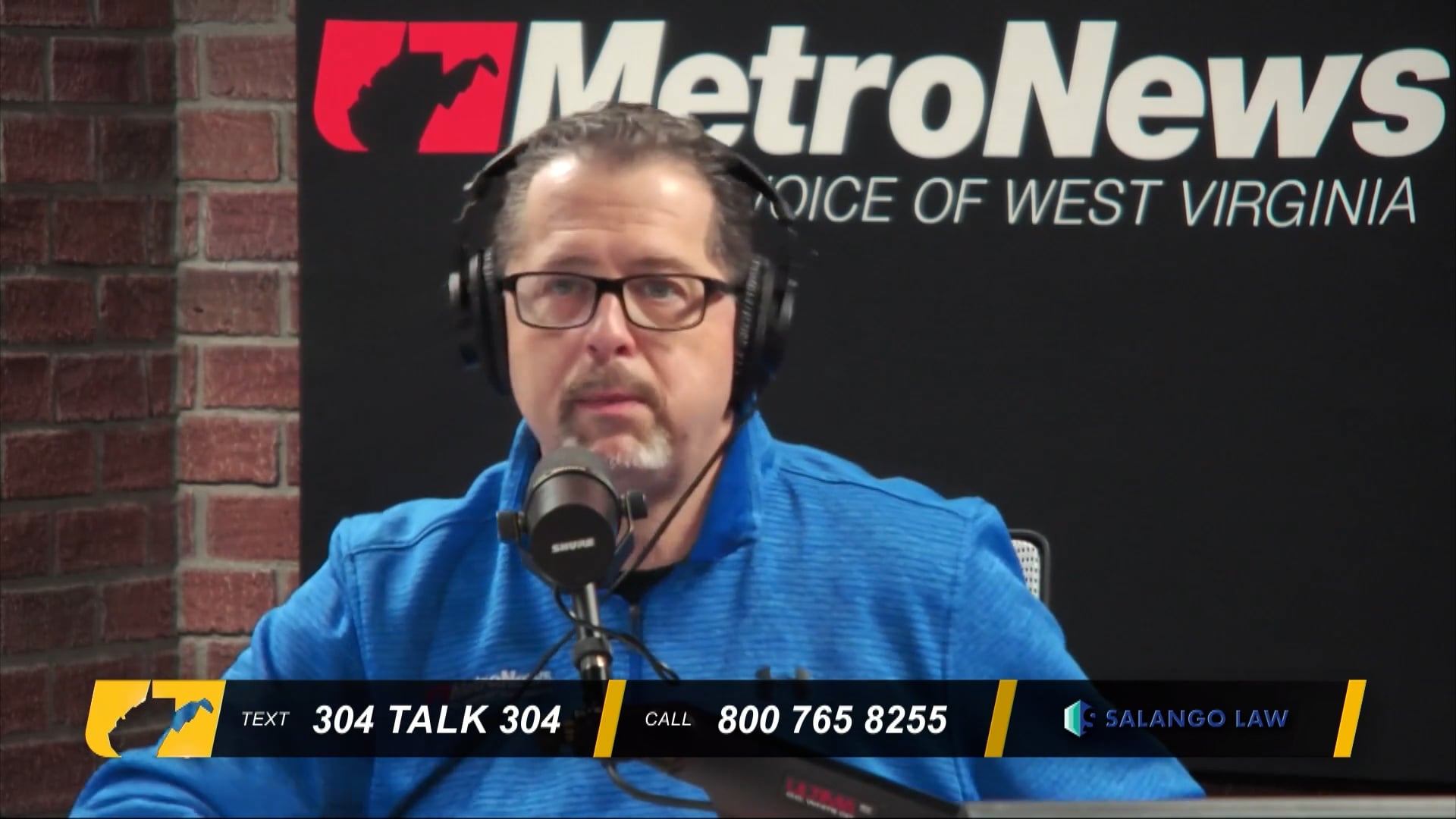 Dave talks with Mike Pushkin about Daves local Christmas Eve Show