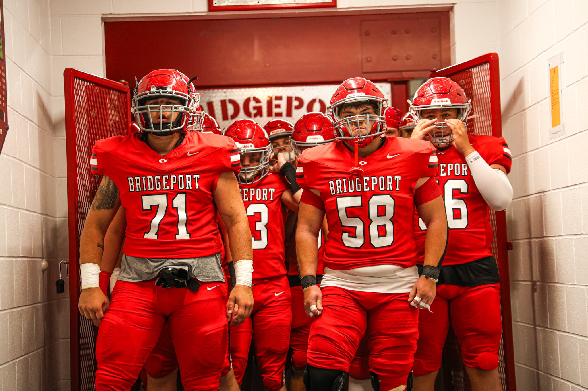 Bridgeport knocks off Heritage, Va., 33-14