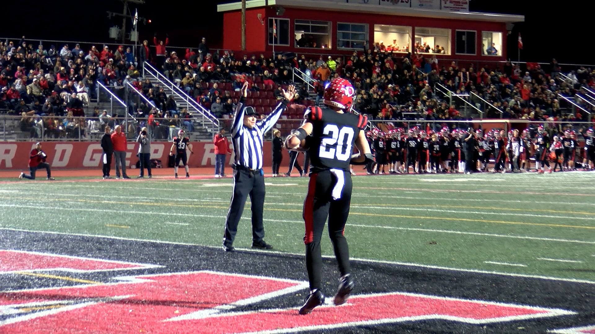 Williams rushes for record 411 yards as Bridgeport beats Fairmont Senior, 62-28