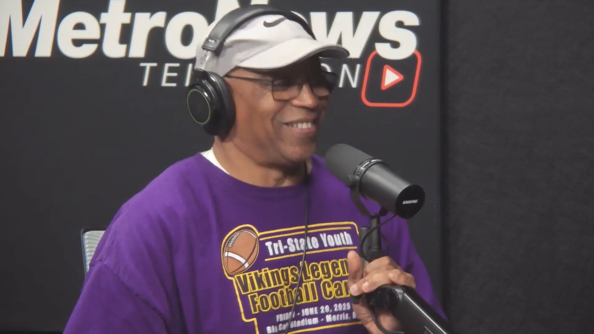 Dave W Carl Lee talk about if Carl can put his car in his garage