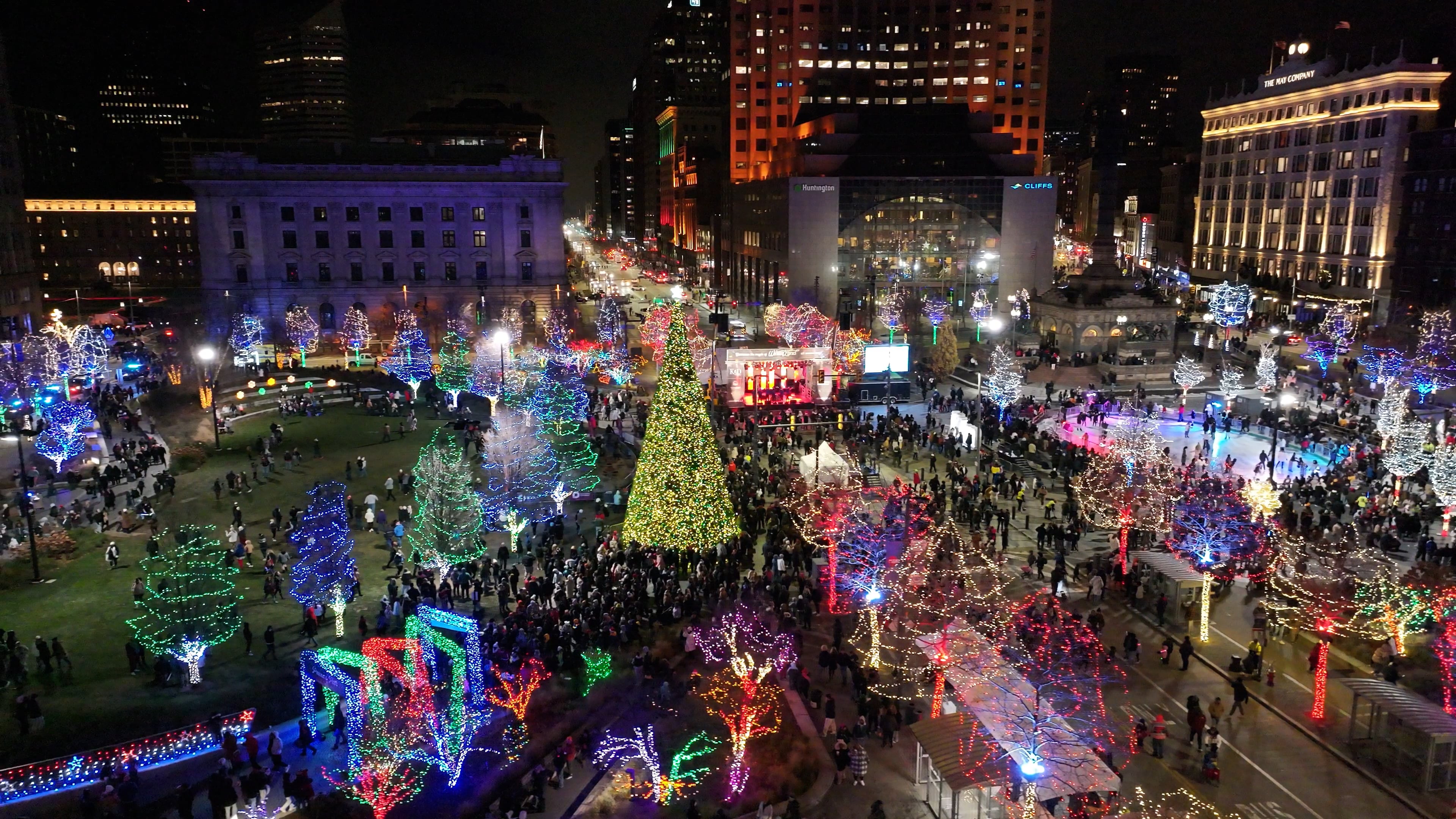 WinterLand 2024_Public Square_NOV24_FLT282109_0046_D.MOV