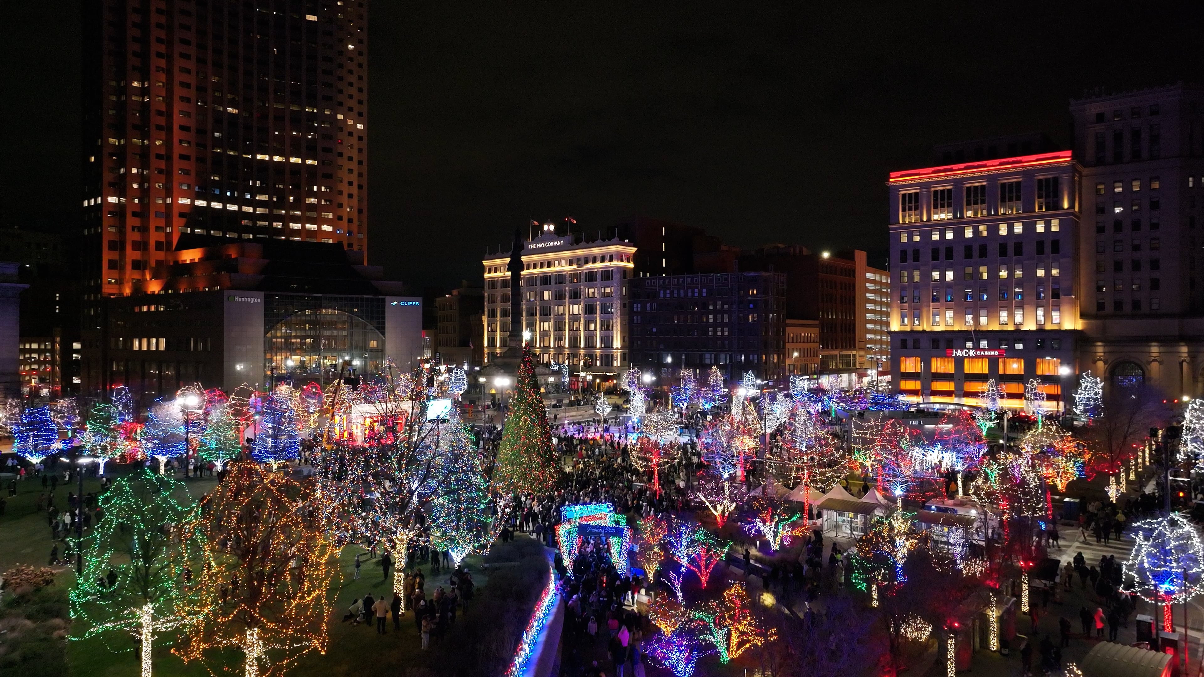 WinterLand 2024_Public Square_NOV24_FLT282007_0044_D.MOV