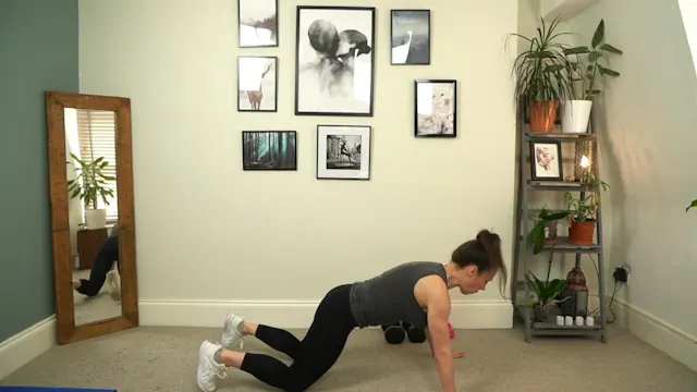GS | Hamstrings + Core HIIT