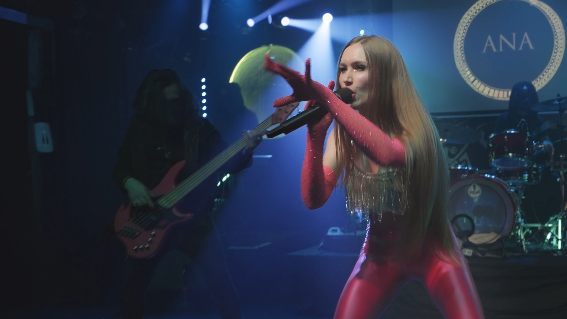 Ana - Ouroboros (Music Video) 