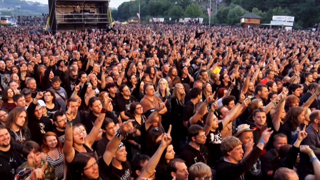 The Gathering - Live at Monsters Of Rock